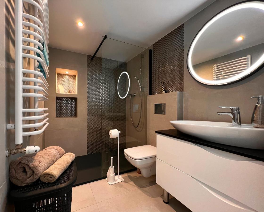 Apartament Calm Przy Rynku Z Klimatyzacja I Parkingiem Kielce Dış mekan fotoğraf