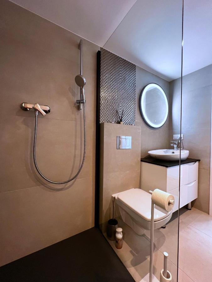 Apartament Calm Przy Rynku Z Klimatyzacja I Parkingiem Kielce Dış mekan fotoğraf